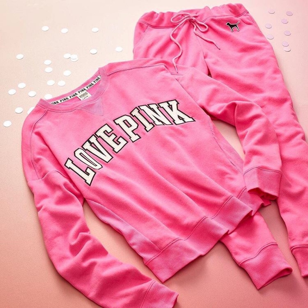 Pink vs Crew